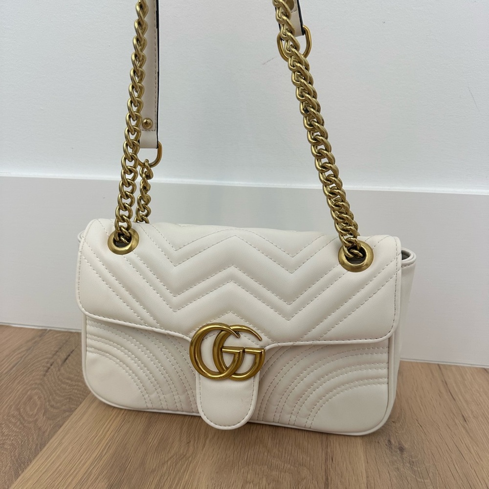 White GG purse